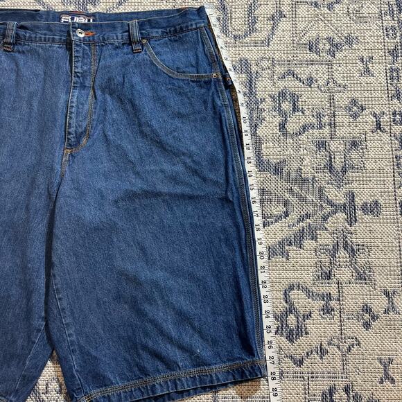 VTG Y2K Fubu Baggy Skater Blue Jean Jorts Shorts SZ 39 - Picture 6 of 8